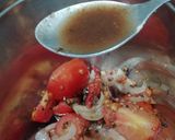 A picture of step 4 of Tamarind & onion chutney.