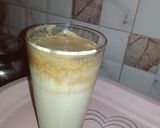 દાલગોના કોફી (Dalgona Coffee Recipe In Gujarati રેસીપી સ્ટેપ3ફોટો