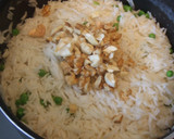 Foto del paso 4 de la receta: Strogonof de pollo con arroz, guisantes y nueces