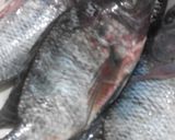 Foto langkah ke 1 dari resep Ikan Mujair Bumbu Acar.