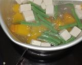 Foto langkah ke 5 dari resep 51. Sayur Bening Simpel Anak Kost.