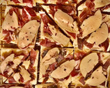 Foto del paso 3 de la receta: Tostas de jamón ibérico con foie