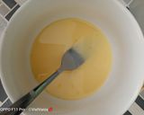 Foto langkah ke 3 dari resep Pai susu teflon.
