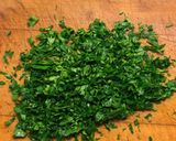 Tárkonyos pulykaraguleves recept fázis 2 fotója