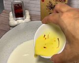 Foto langkah ke 3 dari resep Saffron Creme Brulee.