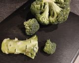 Une image de l'étape 1 de Guacamole de pieds de brocolis 🥦 ou Brocamole.