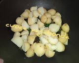 Foto del passaggio 1 della ricetta Patate in padella al rosmarino