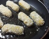 A picture of step 3 of Cutlets Paratha Roll.