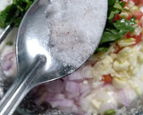 ગાર્લિક રવા ઉત્તપા (Garlic Rava Uttapa Recipe In Gujarati) રેસીપી સ્ટેપ2ફોટો