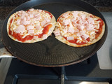 Mini pizzas en comal