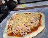 Foto langkah ke 4 dari resep Pizza Tuna.
