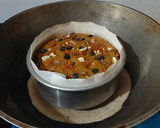 A picture of step 8 of Carrot & Dates Cake.