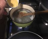 Foto del paso 1 de la receta: Cocina express: Polenta con queso azul