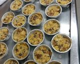 Foto del passaggio 4 della ricetta Flan di panettone Con crema alla vaniglia