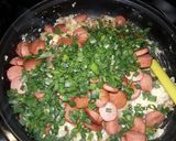 Foto del paso 2 de la receta: Arroz Chaufa con Salchichas (Hot Dog) a lo Carmelita