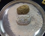 A picture of step 4 of Oats & poha spinach rolls.