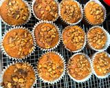 A picture of step 5 of Easy Banana Nut Muffins.