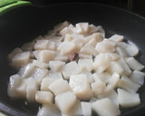 Foto del paso 1 de la receta: Papas con pota y calabaza 🦑