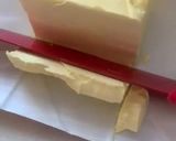 A picture of step 4 of Caramel toffee.