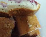 Foto del paso 11 de la receta: Cuadraditos de bizcochuelo con frutillas