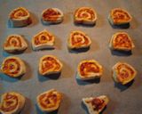 A picture of step 6 of Pizza-Flavored Rolled Puff Pastries.