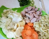 Foto langkah ke 2 dari resep Seblak Sayur Indomie.