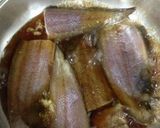 A picture of step 2 of Simmered Sole.