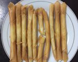 Foto langkah ke 5 dari resep Kulit Lumpia isi Keju Mozarella toping pasta greentea & vanilla.