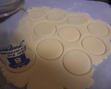A picture of step 6 of Egg Allergy Safe! Anpanman Cookies.