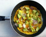 A picture of step 3 of Avocado Omelette(Diet Lunch).