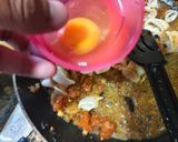 Gambar langkah 3 resipi Spaghetti Sotong Telur Tomato Fresh.