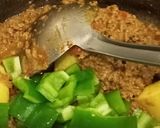 A picture of step 5 of Qeema aloo.