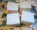 A picture of step 2 of Fried Tofu with Mushroom Sauce.