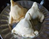 A picture of step 9 of Baked Matar Samosa.