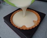A picture of step 5 of Easy Yogurt No-Bake Cheesecake.