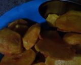 A picture of step 2 of Viazi karai.