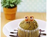 A picture of step 8 of Simple and Fluffy Matcha Muffins.