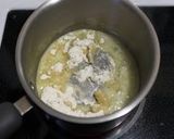 A picture of step 1 of Lobster Thermidor.