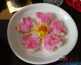 A picture of step 4 of For Girls' Day Festival--Traditional Ball-Shaped Flower Sushi.