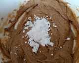 Foto del passaggio 4 della ricetta Tartufini al caffè e mascarpone con smarties colorati al cioccolato