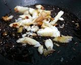 A picture of step 2 of Carmelized Fish.