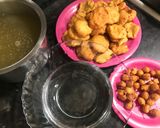 A picture of step 4 of Kanji Vada.