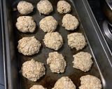 Foto del paso 5 de la receta: Galletitas de avena y banana 💛🍌