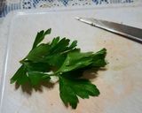 Foto del paso 3 de la receta: Salsa picante de hierbas frescas y ají de la mala palabra