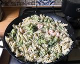 A picture of step 6 of Prawn & Broccoli pasta with Feta cheese sauce.