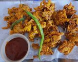 कांदा भजी (kanda bhaji recipe in marathi) रेसिपी स्टेप 5 फोटो 