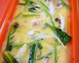 A picture of step 5 of Silicone Steamer Quiche.