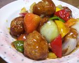 A picture of step 14 of Yum! Sweet and Sour Pork Style Meatballs in Sweet Vinegar Ankake Sauce.