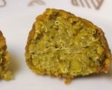 Foto del passaggio 6 della ricetta Polpettine vegetali di piselli e quinoa,su crema di carote