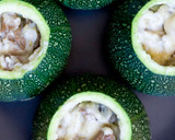Foto del paso 4 de la receta: Calabacines redondos rellenos de boletus edulis